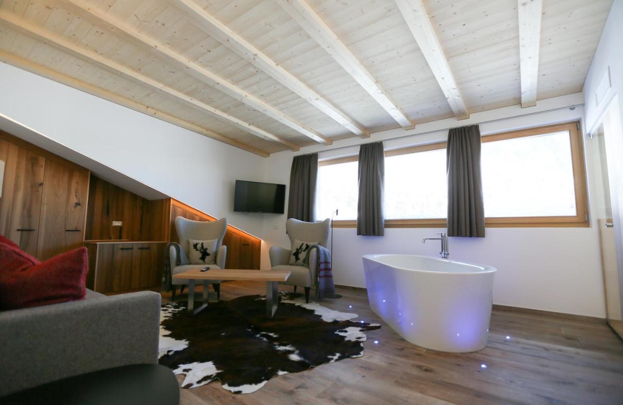 Passo Sella Dolomiti Mountain Resort Сельва-ді-Валь-Гардена Екстер'єр фото